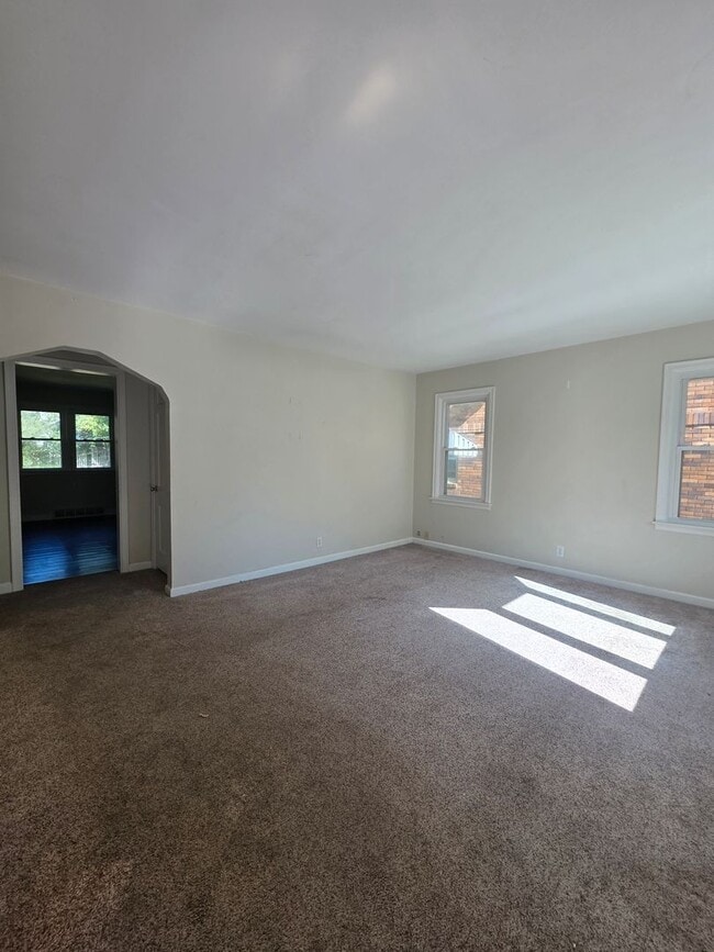 Photo - Spacious Three Bedroom!
