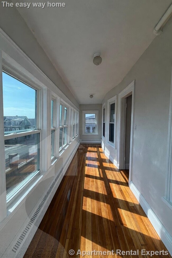 Photo - 441 Broadway Unit #2