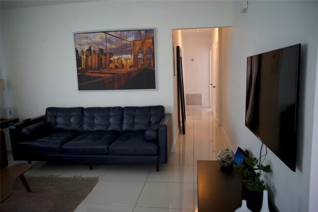 Photo - 11150 Peachtree Dr