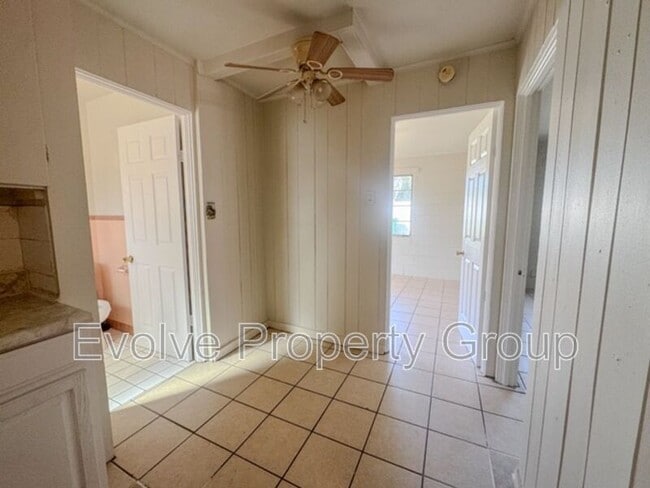 Photo - 710 N Grove St Unit C