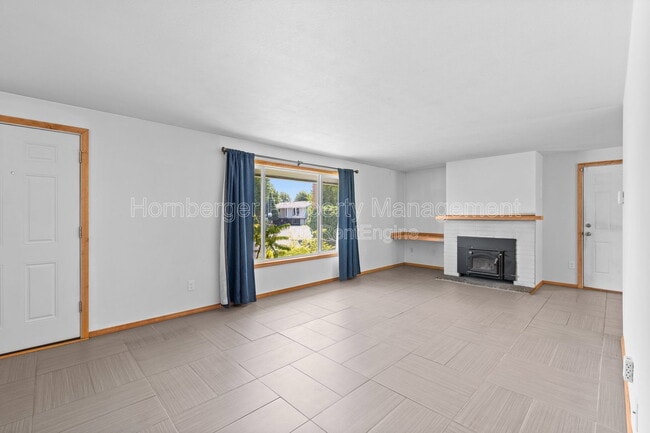 Photo - 1703 N Walnut Rd