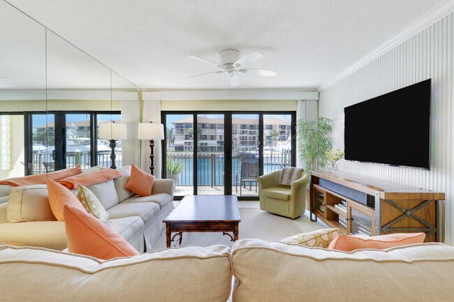 Photo - 1301 Seafarer Cir Unit 105