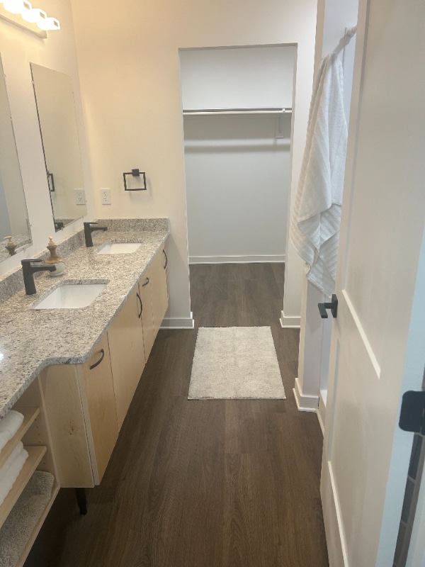 Photo - 144 N Coolwell Rd