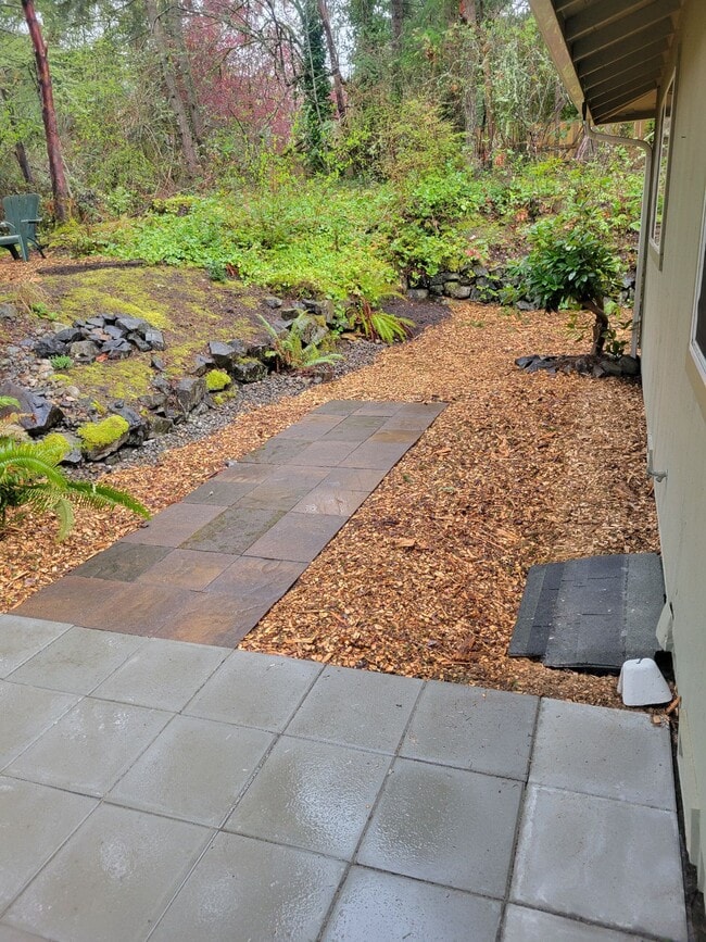 Building Photo - 7606 Chinook Ave Unit 7606