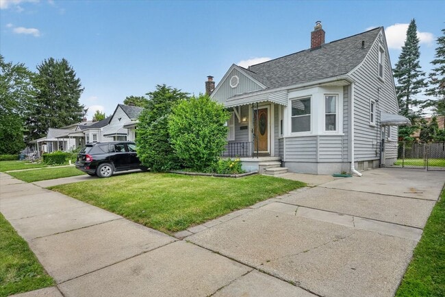 Building Photo - Charming 3-Bedroom Bungalow for Rent in Lincoln Park