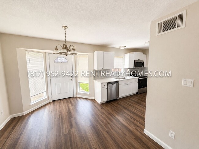 Photo - 3811 O B Crowe Dr