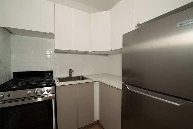 515 W Briar - estudio - 515 W. Briar