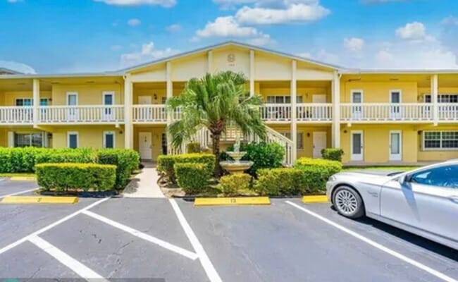 Photo - 700 SE 7th Ave Unidad 5