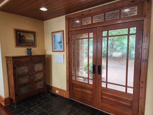 Photo - Fully Furnished Lakefront Home
