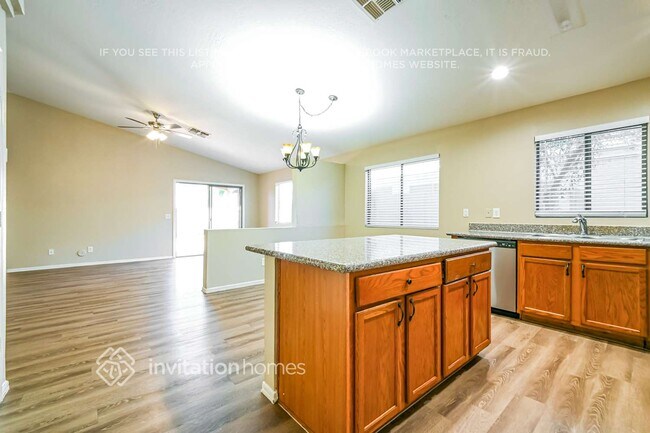 Photo - 9025 W Avalon Dr