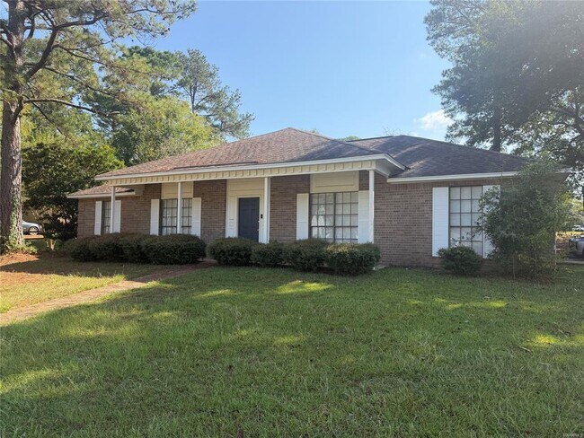 1206 Kingston Green Dr