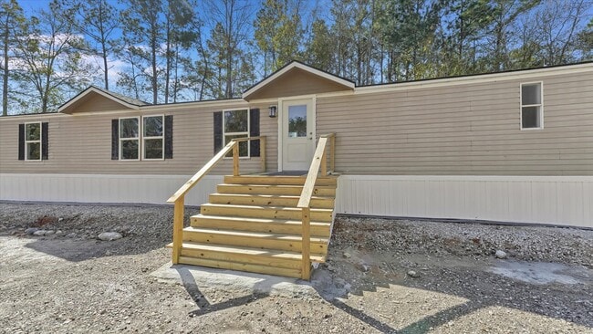 Photo - 65 County Rd 5002