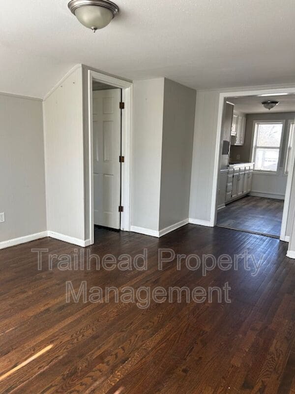 Photo - 2104 S Norwood Ave Unit Apt 2