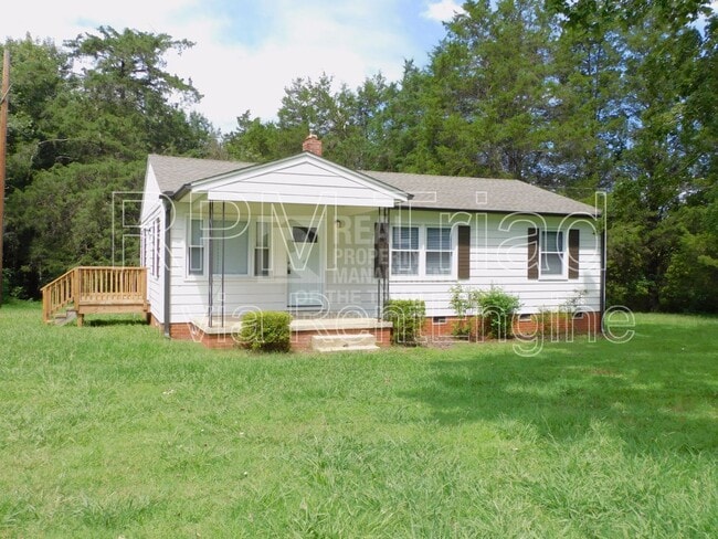 Building Photo - 2001 Pleasant Ridge Rd Rental