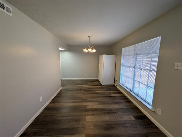 Photo - 818 Calvin Dr