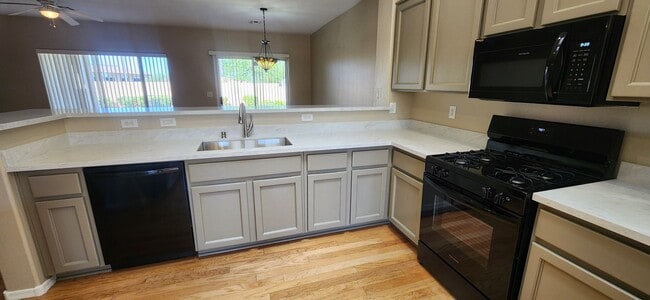 Photo - 2 bed 2 bath Franklin patio home in Sun City Anthem!