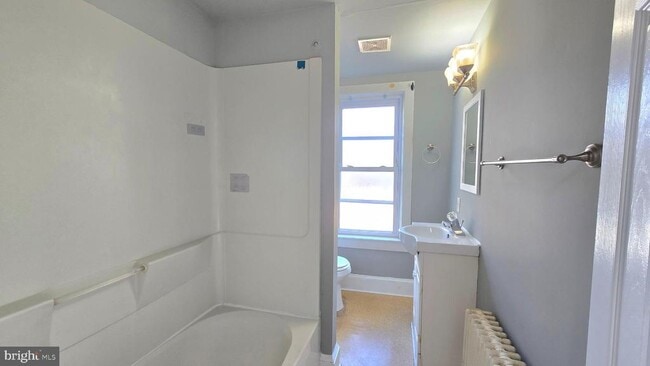 Photo - 141 Bridgeboro St