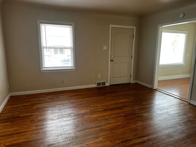 Photo - 712 17th St Unidad 1