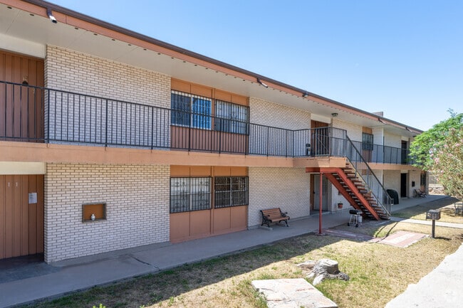 Bassett Townhomes Condominiums - Bassett Townhomes Condominiums