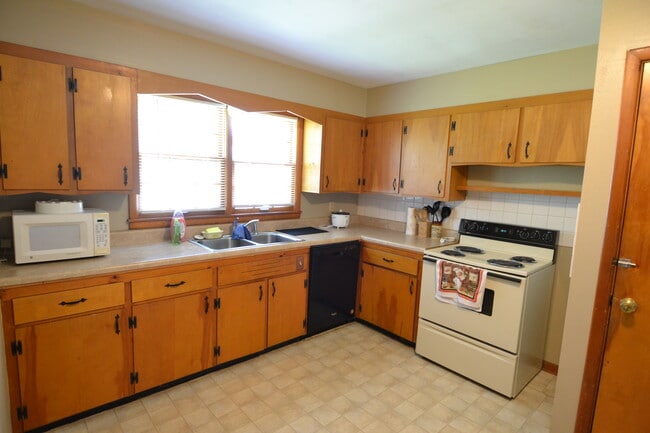 Photo - 821 E Patterson St