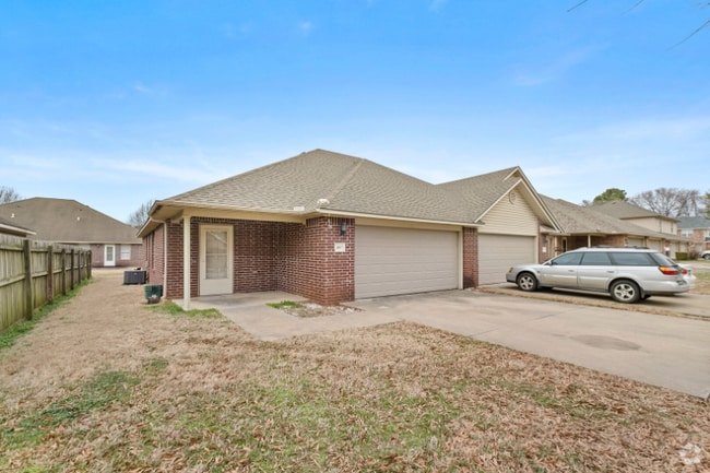 Building Photo - 1667 Evening Shade Dr Rental
