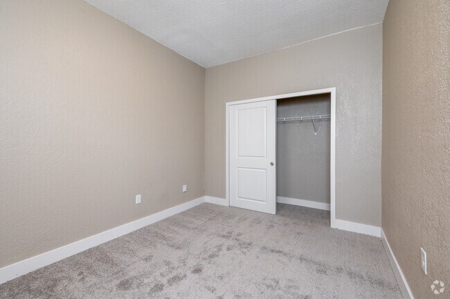 1BR, 1BA - 706 SF/Style B