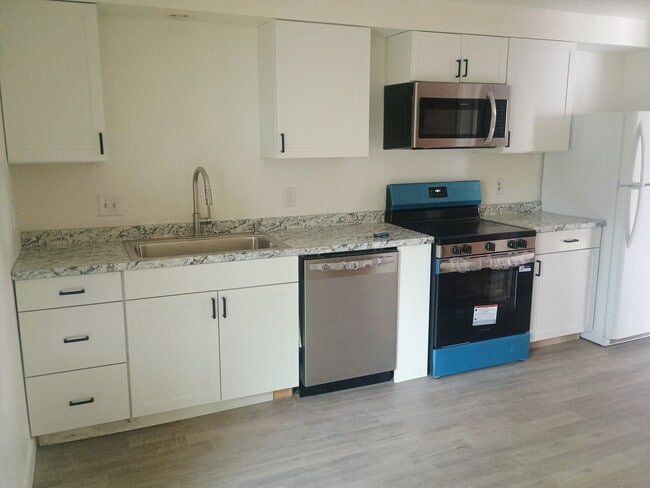 Photo - 10430 W Ardyce Ct