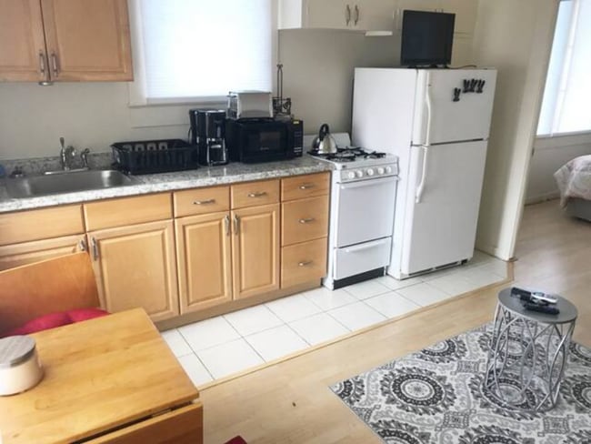Photo - Pet-Friendly 1BR in Honolulu’s Kapahulu Ar...