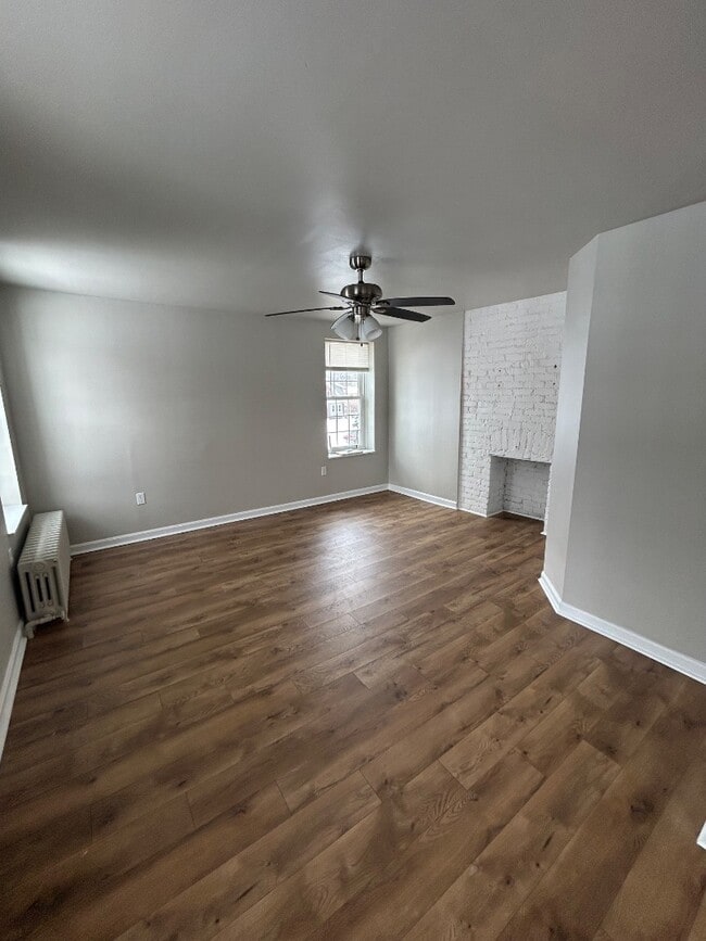 Photo - 7030 Front River Rd