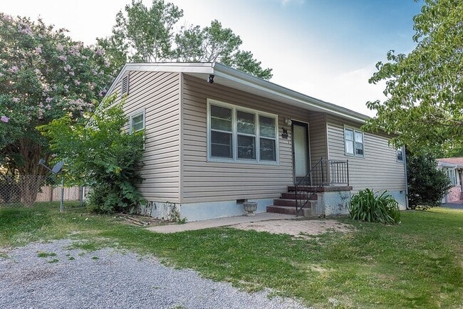 Building Photo - 4607 Beverly Kay Dr