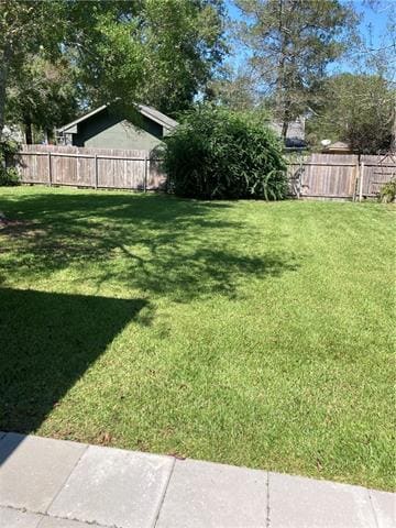 Photo - 2322 Mallard St