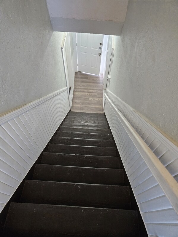 Photo - 8023 Kosciuszko Ave