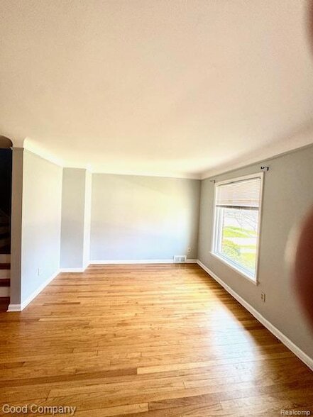 Photo - 319 S Pleasant St