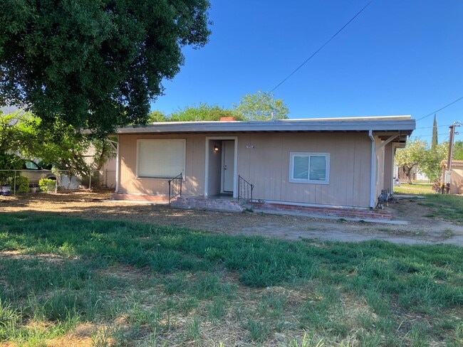 Photo - 1351 Leonard Ave Unidad A