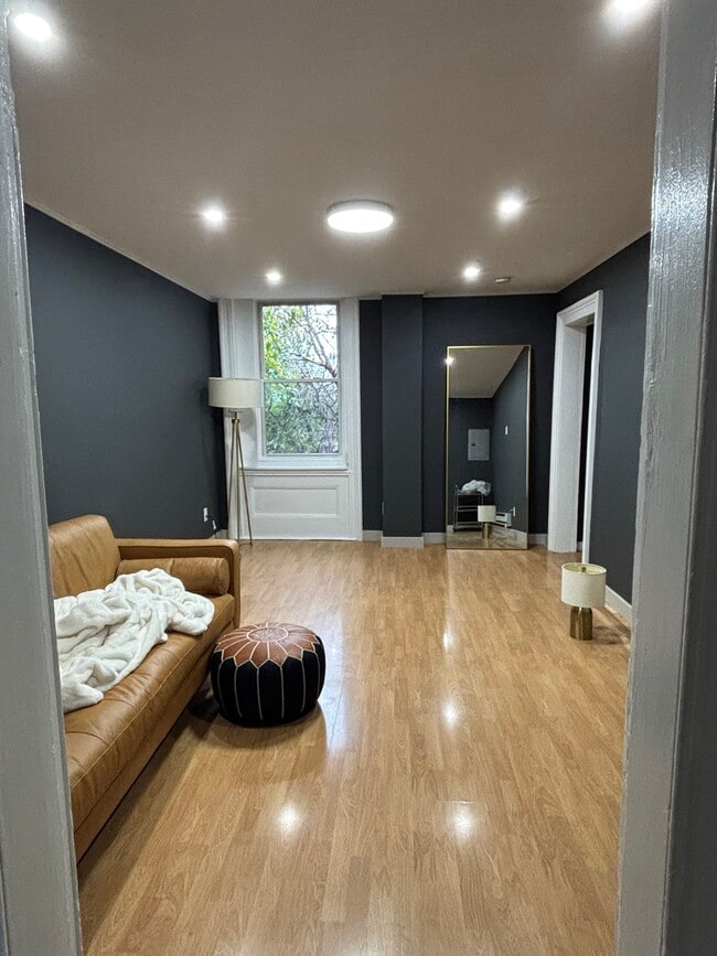 Building Photo - 587 Dr Martin Luther King Jr Blvd Unit 2