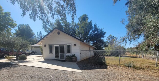 Photo - Charming 1 Bedroom 1 Bath Home For Rent in Corning!