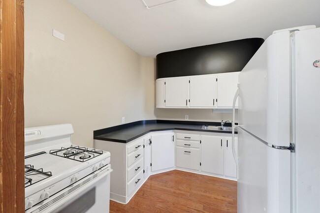 Photo - Muir - 308-308 1/2 Wilber Ave Unidad 308 Wilber