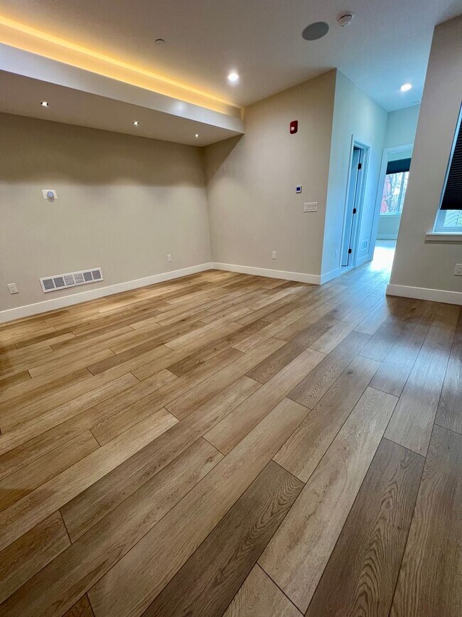 Photo - 626 W Norris St Unidad 2