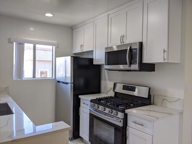 5222-5226 Lexington Ave