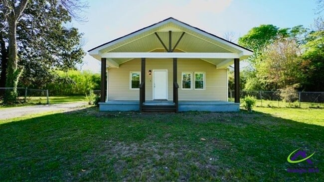 Photo - 311 S 2nd St