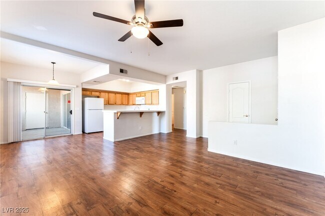 Photo - 7717 Himalayas Ave Unidad 102