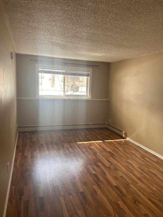 Photo - 1013 Lansdowne Ave
