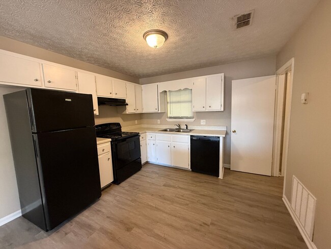 Photo - 132/134 Deer Creek Dr Unit 134 Deer Creek Dr