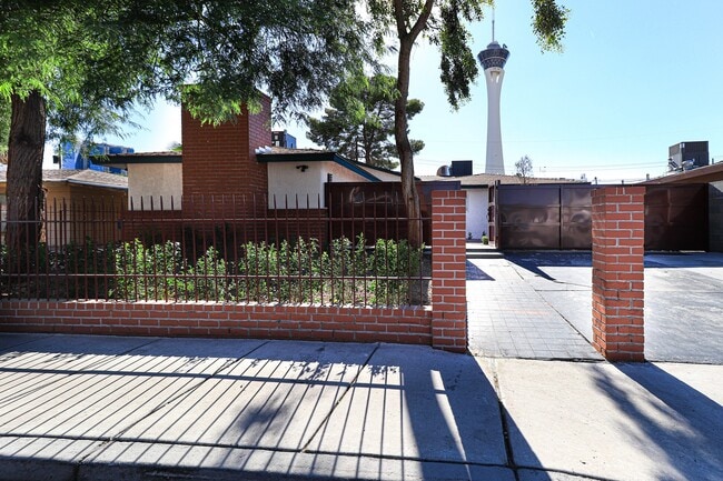 Photo - Single Story, Private Pool near the Art District