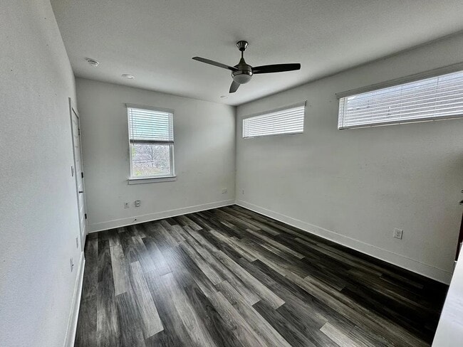 Photo - 1418 Vargas Rd