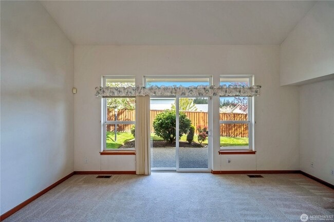 170 NW 13th Ct