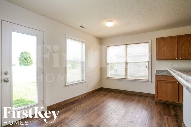 Photo - 5555 Wild Horse Dr