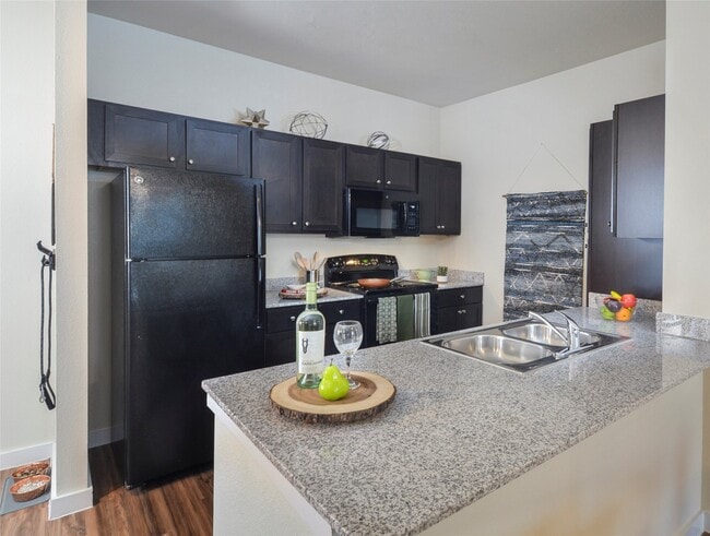 Photo - 10148 Culebra Rd