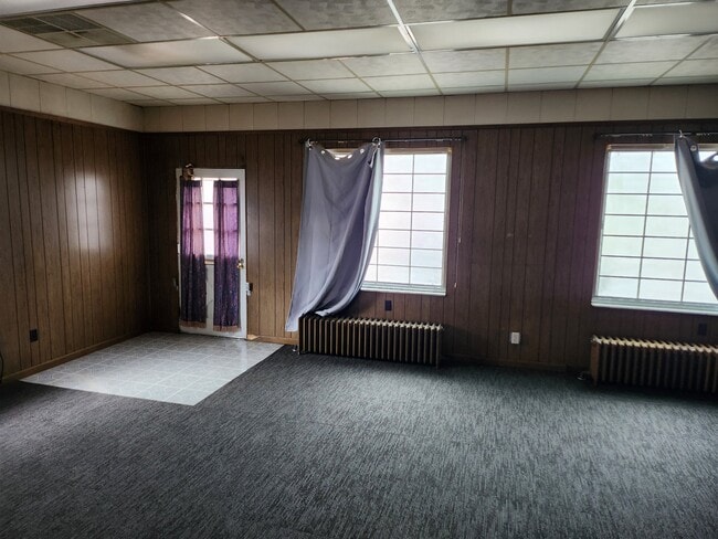 Photo - 525 Carothers Ave
