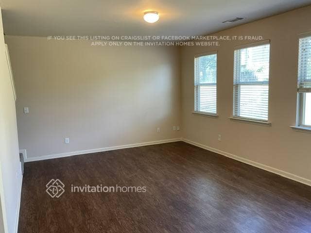 Photo - 3600 Brookhollow Dr